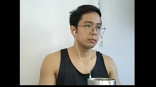 Snapshot of AsianMaster chatting on 06-25-26, 04:23 AsianMaster online show from 06-25-26, 04:23