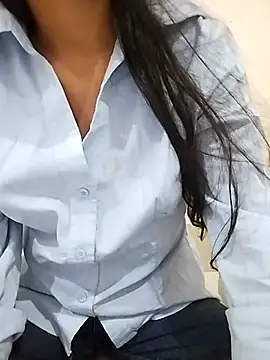 Snapshot of Riya5677 chatting on 07-14-26, 04:06 Riya5677 online show from 07-14-26, 04:06