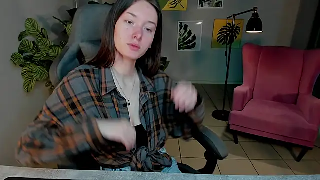 Eva Leeee online show from 06-25-26, 05:07