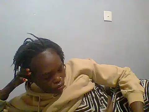 Snapshot of fancyfancy1 chatting on 06-15-26, 06:26 fancyfancy1 online show from 06-15-26, 06:26