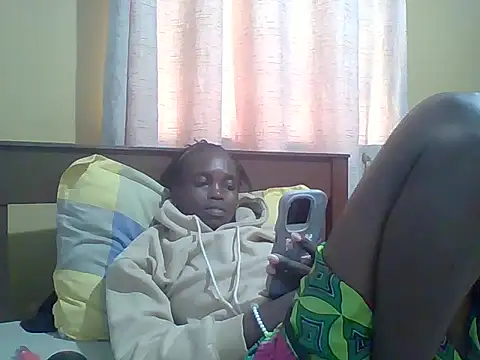 Snapshot of fancyfancy1 chatting on 06-19-26, 12:31 fancyfancy1 online show from 06-19-26, 12:31
