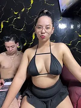 Snapshot of ColombianSexyCouple_ chatting on 07-19-26, 01:48 ColombianSexyCouple online show from 07-19-26, 01:48
