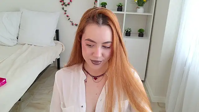 Snapshot of Mirabella_Flower chatting on 07-24-26, 05:16 Mirabella Flower online show from 07-24-26, 05:16