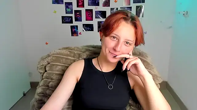 Snapshot of Dilara_Kiss_ chatting on 07-12-26, 05:31 Dilara Kiss online show from 07-12-26, 05:31