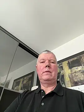 Snapshot of cumboy chatting on 01-13-25, 11:30 cumboy online show from 01-13-25, 11:30