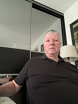 Snapshot of cumboy chatting on 01-23-25, 10:54 cumboy online show from 01-23-25, 10:54