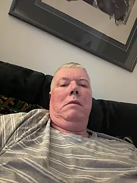 Snapshot of cumboy chatting on 02-22-26, 11:36 cumboy online show from 02-22-26, 11:36