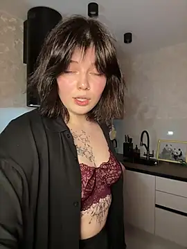 Snapshot of Sofa_Nyx_ chatting on 07-15-26, 10:26 Sofa Nyx online show from 07-15-26, 10:26