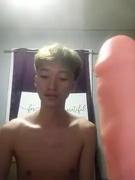 Snapshot of Fem_phiLboy69 chatting on 07-19-26, 04:54 Fem phiLboy69 online show from 07-19-26, 04:54