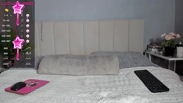 MissMiaTv online show from 12-14-24, 03:51