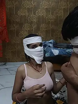 Snapshot of desi_housewife99 chatting on 08-06-26, 07:16 desi housewife99 online show from 08-06-26, 07:16