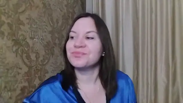 Snapshot of Lauralison chatting on 07-06-26, 07:27 Lauralison online show from 07-06-26, 07:27