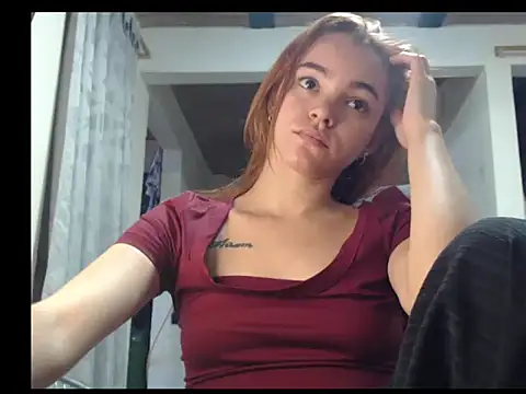 Snapshot of estrella-cutte chatting on 07-01-26, 12:51 estrella-cutte online show from 07-01-26, 12:51