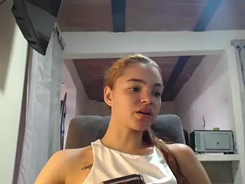 Snapshot of estrella-cutte chatting on 07-21-26, 08:11 estrella-cutte online show from 07-21-26, 08:11