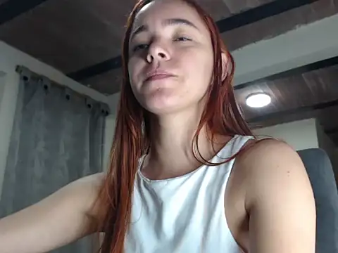 Snapshot of estrella-cutte chatting on 07-28-26, 01:32 estrella-cutte online show from 07-28-26, 01:32