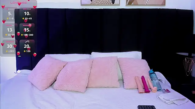 izzy moon7 online show from 07-18-26, 11:14