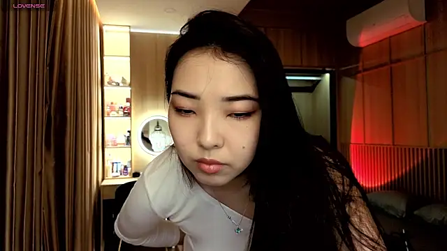 miko kimura online show from 10-26-25, 04:35