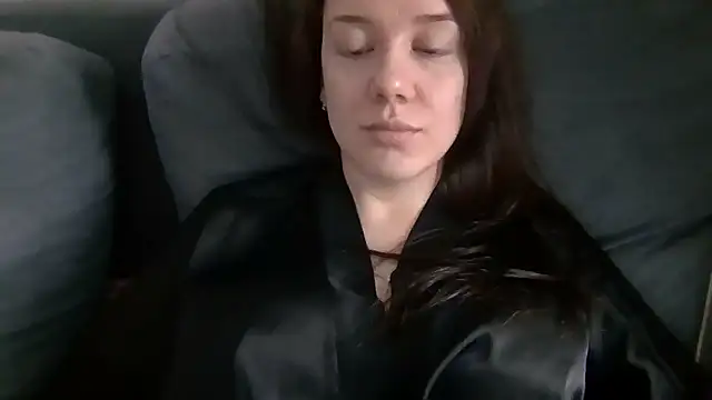 Snapshot of Nivella chatting on 06-25-26, 09:03 Nivella online show from 06-25-26, 09:03