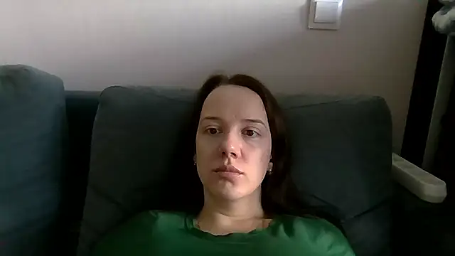 Snapshot of Nivella chatting on 07-04-26, 08:31 Nivella online show from 07-04-26, 08:31