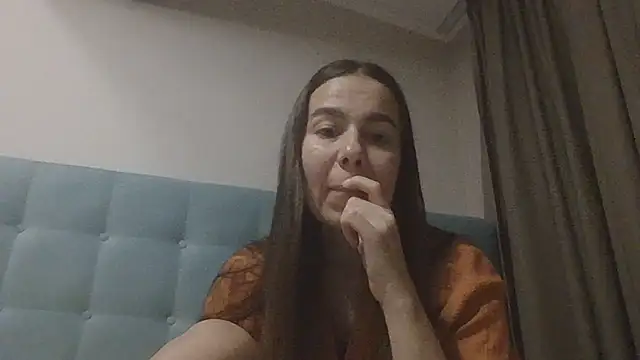 Snapshot of Vanelleda chatting on 07-28-26, 06:31 Vanelleda online show from 07-28-26, 06:31