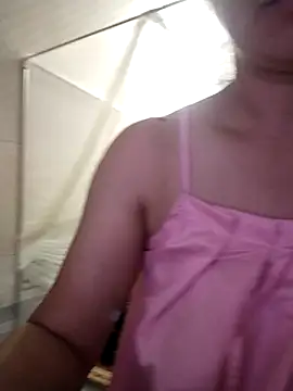 Snapshot of Rri_hot chatting on 07-13-26, 01:36 Rri hot online show from 07-13-26, 01:36