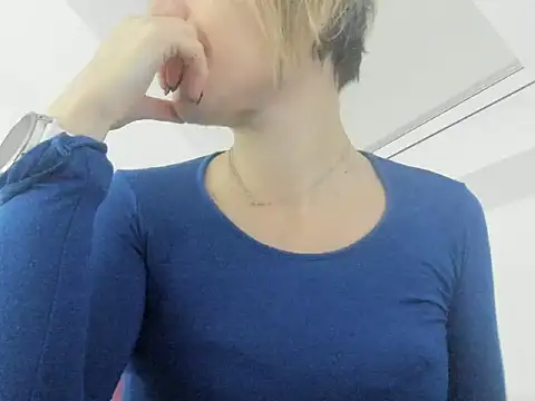 Ssoniaaa online show from 02-24-25, 03:23