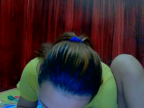 Snapshot of Hotamera chatting on 08-02-26, 01:53 Hotamera online show from 08-02-26, 01:53