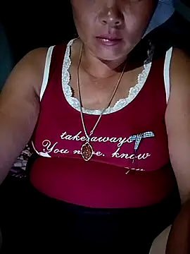 Snapshot of NyloveSquirt chatting on 06-25-26, 06:45 NyloveSquirt online show from 06-25-26, 06:45