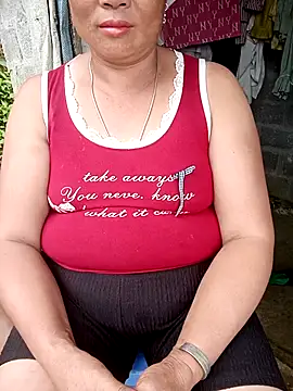 Snapshot of NyloveSquirt chatting on 06-26-26, 06:51 NyloveSquirt online show from 06-26-26, 06:51