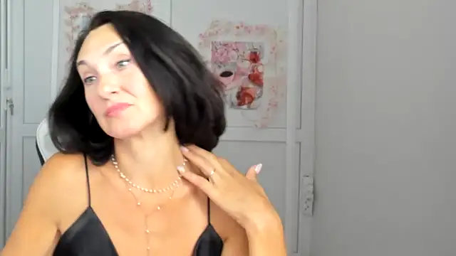 Snapshot of OliviaKateee chatting on 06-29-26, 12:16 OliviaKateee online show from 06-29-26, 12:16