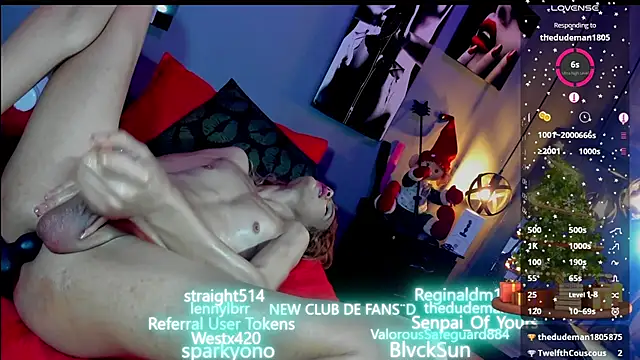 love amor  online show from 12-19-24, 08:13