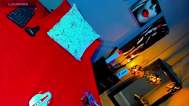 love amor  online show from 01-19-25, 07:15