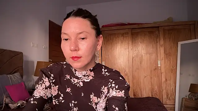 kittycat4you online show from 12-19-24, 10:24