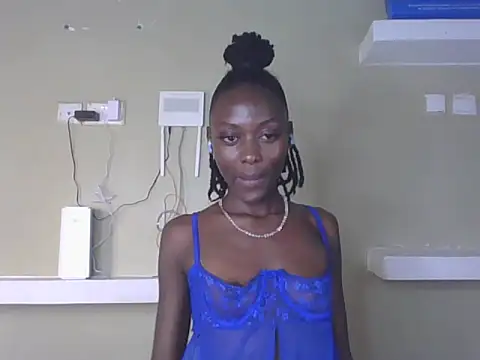 Snapshot of Elsie_1 chatting on 07-07-26, 06:47 Elsie 1 online show from 07-07-26, 06:47