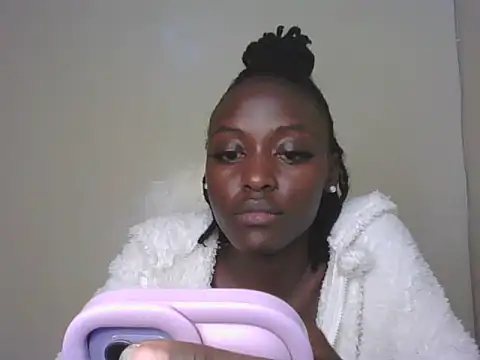 Snapshot of Elsie_1 chatting on 07-25-26, 09:01 Elsie 1 online show from 07-25-26, 09:01