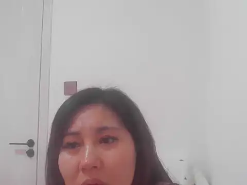 Snapshot of cutelyyyx chatting on 06-29-26, 07:36 cutelyyyx online show from 06-29-26, 07:36