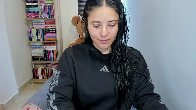 Snapshot of foxwen chatting on 07-24-26, 03:32 foxwen online show from 07-24-26, 03:32