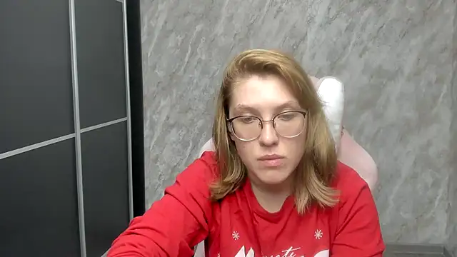 Reginasmilee online show from 03-02-25, 05:14