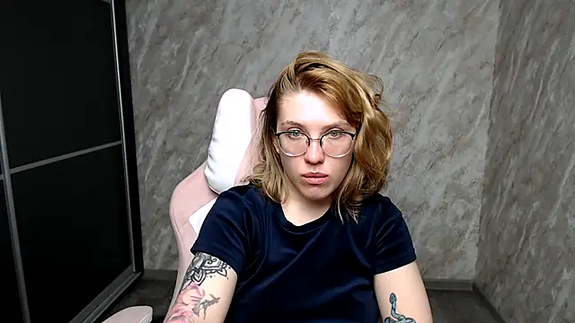 Reginasmilee online show from 03-07-25, 02:46