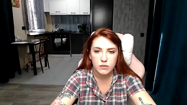 Reginasmilee online show from 10-04-25, 01:20