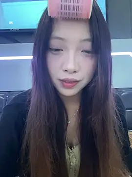 YY-1-1-1 online show from 08-06-26, 03:03