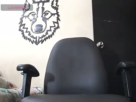 Snapshot of WOLFMONSTERDICK chatting on 12-04-24, 01:14 WOLFMONSTERDICK online show from 12-04-24, 01:14