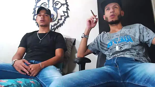 Snapshot of WOLFMONSTERDICK chatting on 03-06-25, 04:19 WOLFMONSTERDICK online show from 03-06-25, 04:19