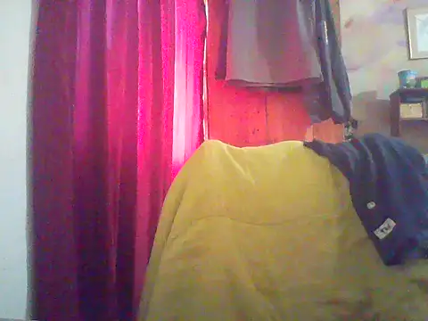 Snapshot of rondmon chatting on 11-02-25, 01:57 rondmon online show from 11-02-25, 01:57