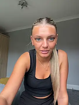 IndiaHughesUkx online show from 07-22-26, 05:05