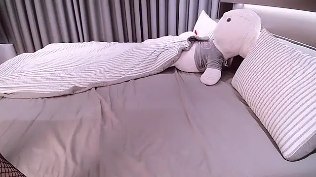 SungkyunnKwan online show from 10-31-25, 10:16