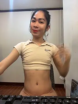 Snapshot of YourTSLovely chatting on 11-09-25, 07:34 YourTSLovely online show from 11-09-25, 07:34