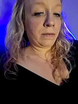 XxMs StarzxX online show from 01-27-25, 03:04