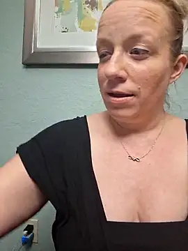 XxMs StarzxX online show from 02-14-25, 06:34