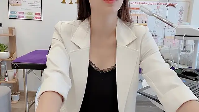 Katy Bae online show from 11-07-25, 04:45